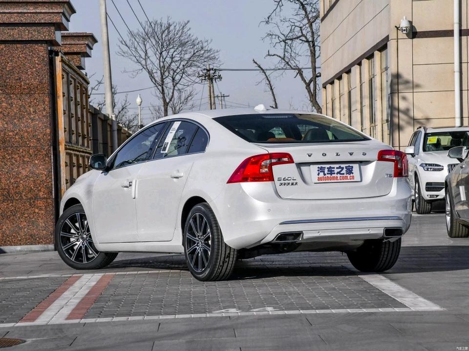 奔驰c180l1.6t发动机,奔驰c180l动力与a级动力比较