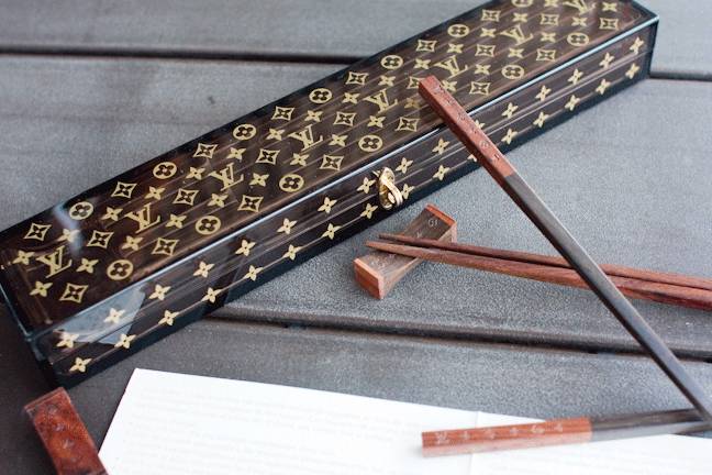 放弃吧｜别人家的猫都开始用Tiffany了