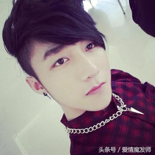 冬季男生发型不烫推荐,最适合秋冬季节男生烫的发型