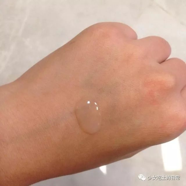 好物合集推荐最新爆款前十,比较好的平价抗皱精华有哪些