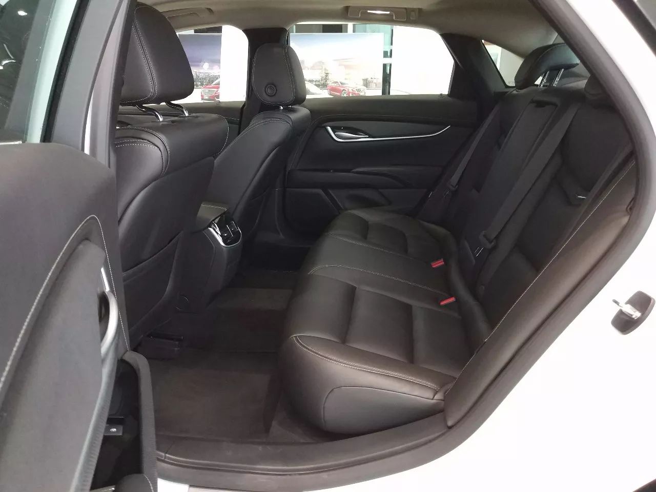 空间大性价比高的车凯迪拉克xts,豪华品牌c级车二手车