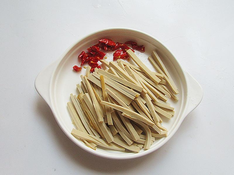 冬天上火了喝什么汤降火最快,喉咙痛上火了吃什么食物降火最快