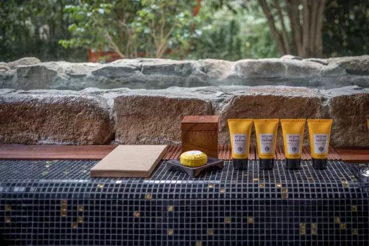 罗莱夏朵杭州紫萱度假村招聘,罗莱夏朵紫萱度假村logo