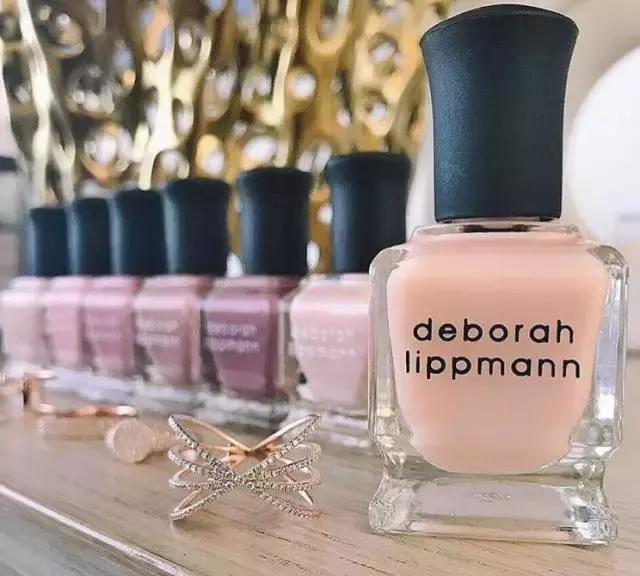 秋冬好看的指甲色,秋冬最适合的指甲油颜色多色搭配