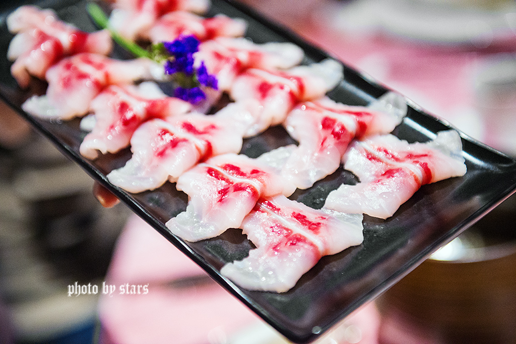 又一家暖爆上海冬天的网红黄金锅,让你穿越TVB