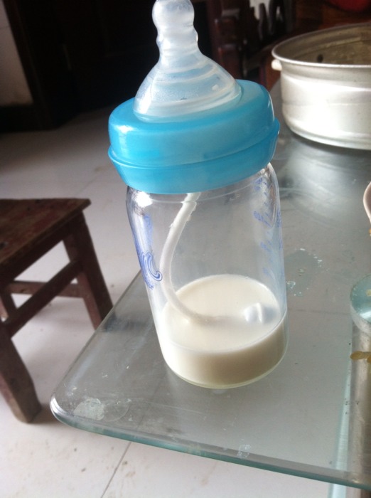 白花花的银子啊,冲了奶粉宝宝不喝该怎么办?