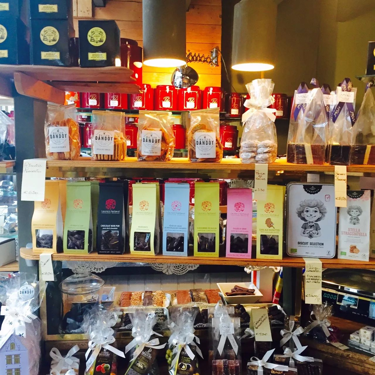 布鲁塞尔天鹅咖啡馆别具一格,布鲁塞尔的咖啡厅