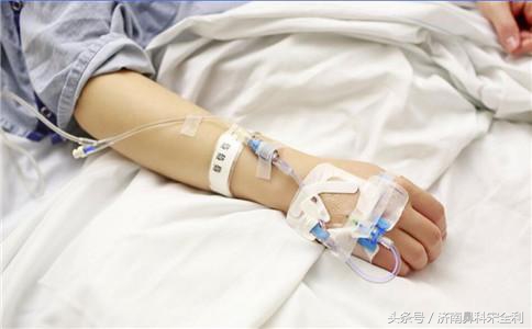 男子输液后10分钟莫名死亡,国民的“输液之路”究竟何时是个头?