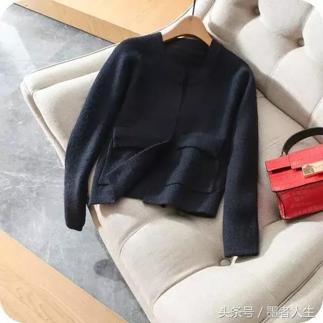 高圆圆晒别墅照，不料腿上的“魔术裤”亮了，网友：给我来一打