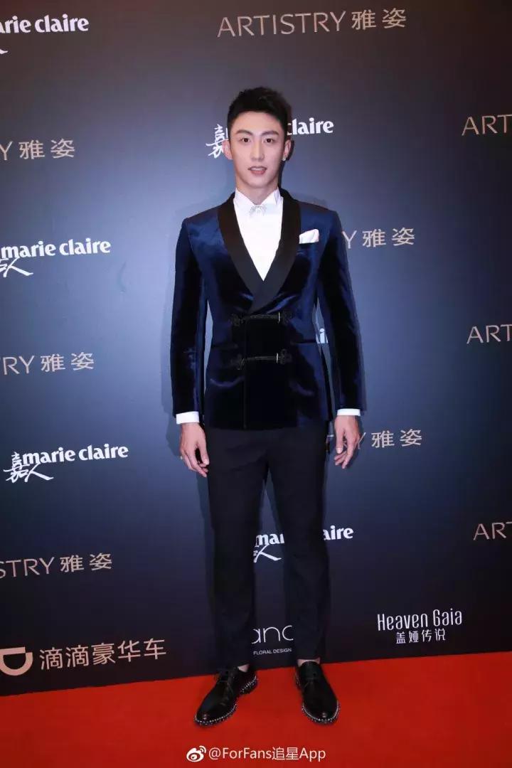 星光大赏杨幂刘亦菲唐嫣,杨幂刘亦菲同框图片