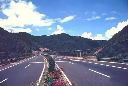 多彩的西双版纳,多彩云南版纳