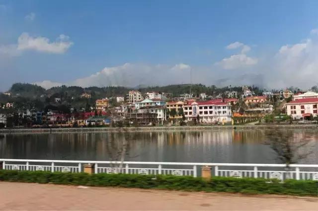 云南河口与越南仅相隔一条河流,云南河口和越南老街差距大吗
