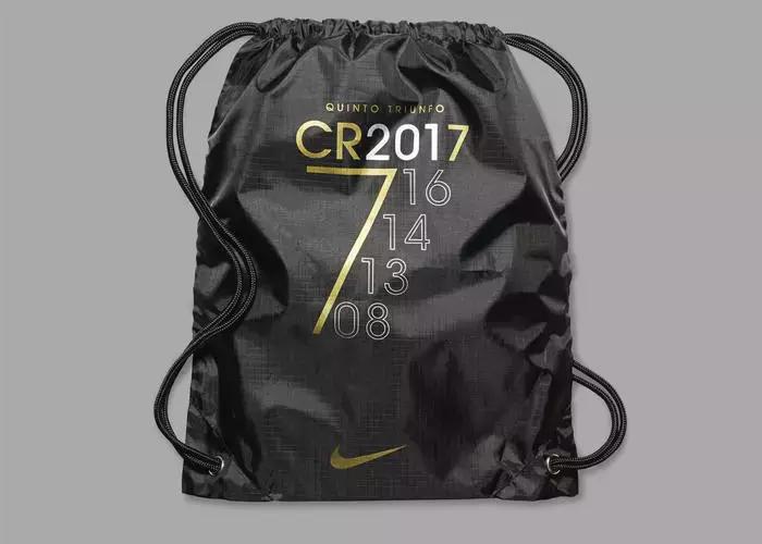 c罗第五座金球奖哪年,c罗第三次金球专属战靴