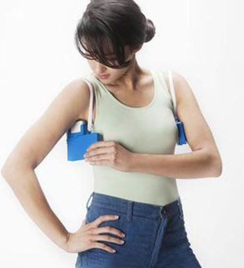 夏季腋下出汗多怎么解决,腋下大量出汗是什么原因怎么治疗