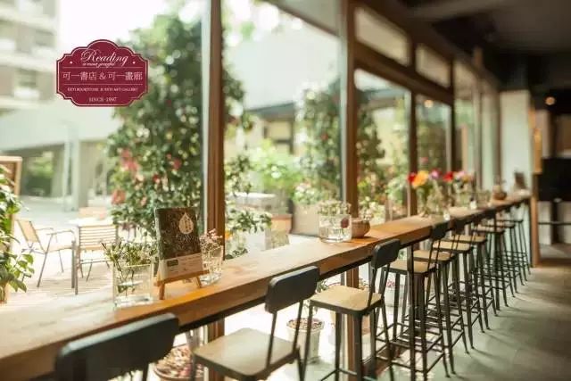 24小时、以旧换新……南京这8大特色书店，去了就不想离开