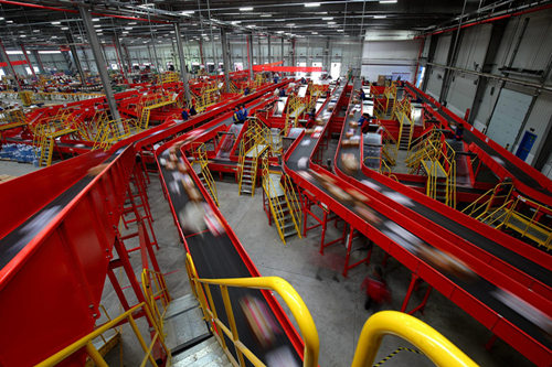 零售周报｜小米投540万将在迪拜开设第二家旗舰店；美团APP大面积系统瘫痪；麦德龙便利店合麦家停业