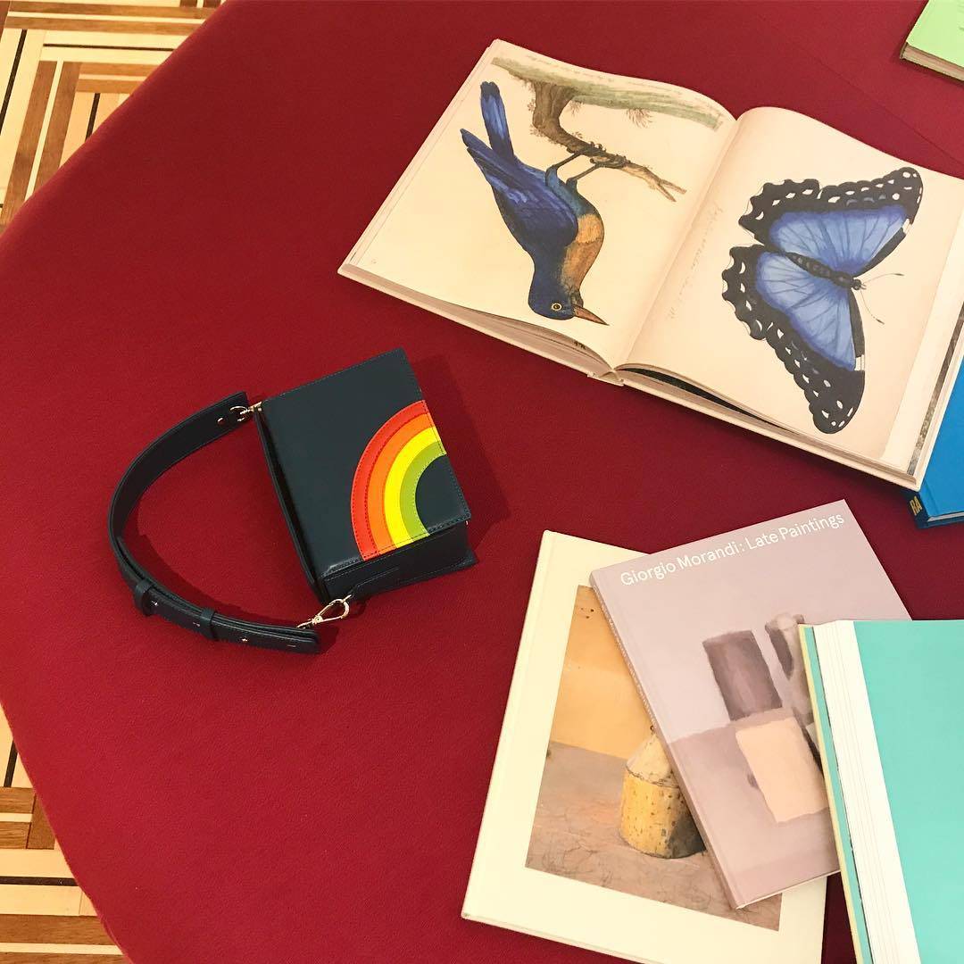 2018热巴刘雯,刘雯同款帆布双肩包