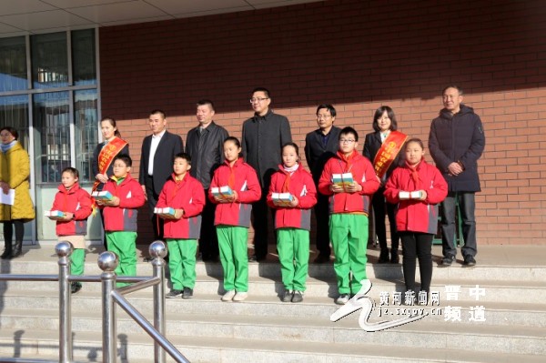 农行金融知识进社区宣传,农商银行开展金融知识宣传