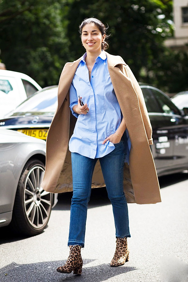 奶茶色短靴和复古蓝牛仔裤搭配吗,直筒牛仔裤搭配马丁短靴