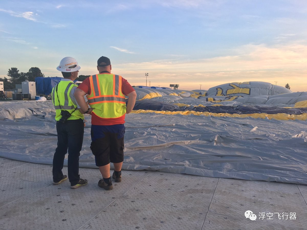 固特异飞艇什么材料,固特异飞足和飞艇