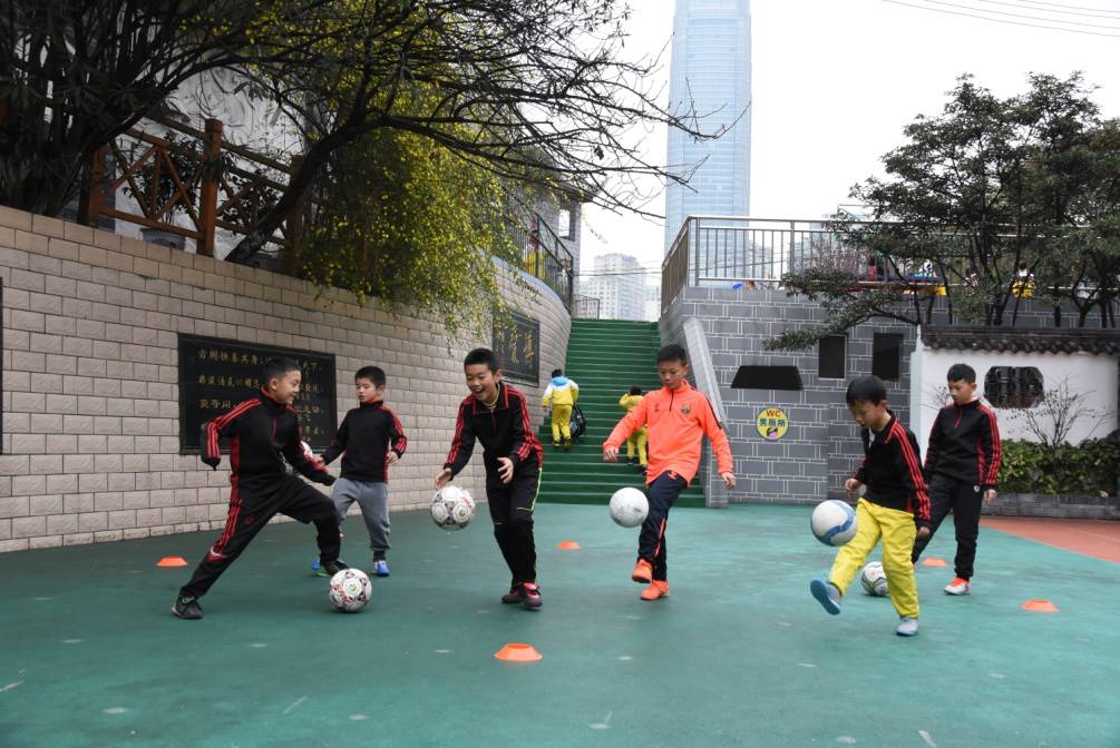 贵阳南明区甲秀小学,贵州省贵阳市甲秀小学