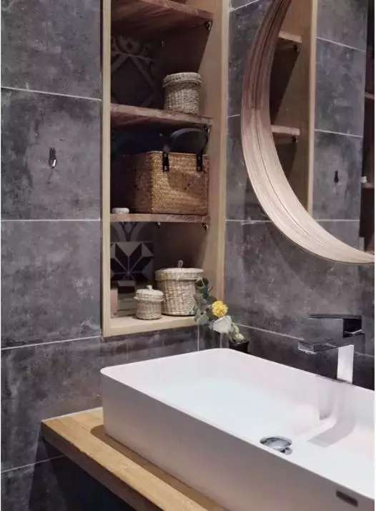 爱种花的姑娘,爱养花的女人都想把生活过的精致