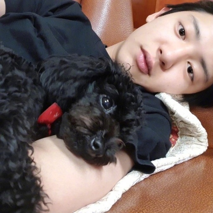 听说你爱豆行程结束后第一件事，就是赶回家见ta！