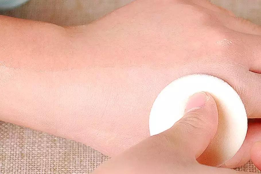 CPB、Dior等贵妇彩妆,真有吃土*党**专用平替款吗?