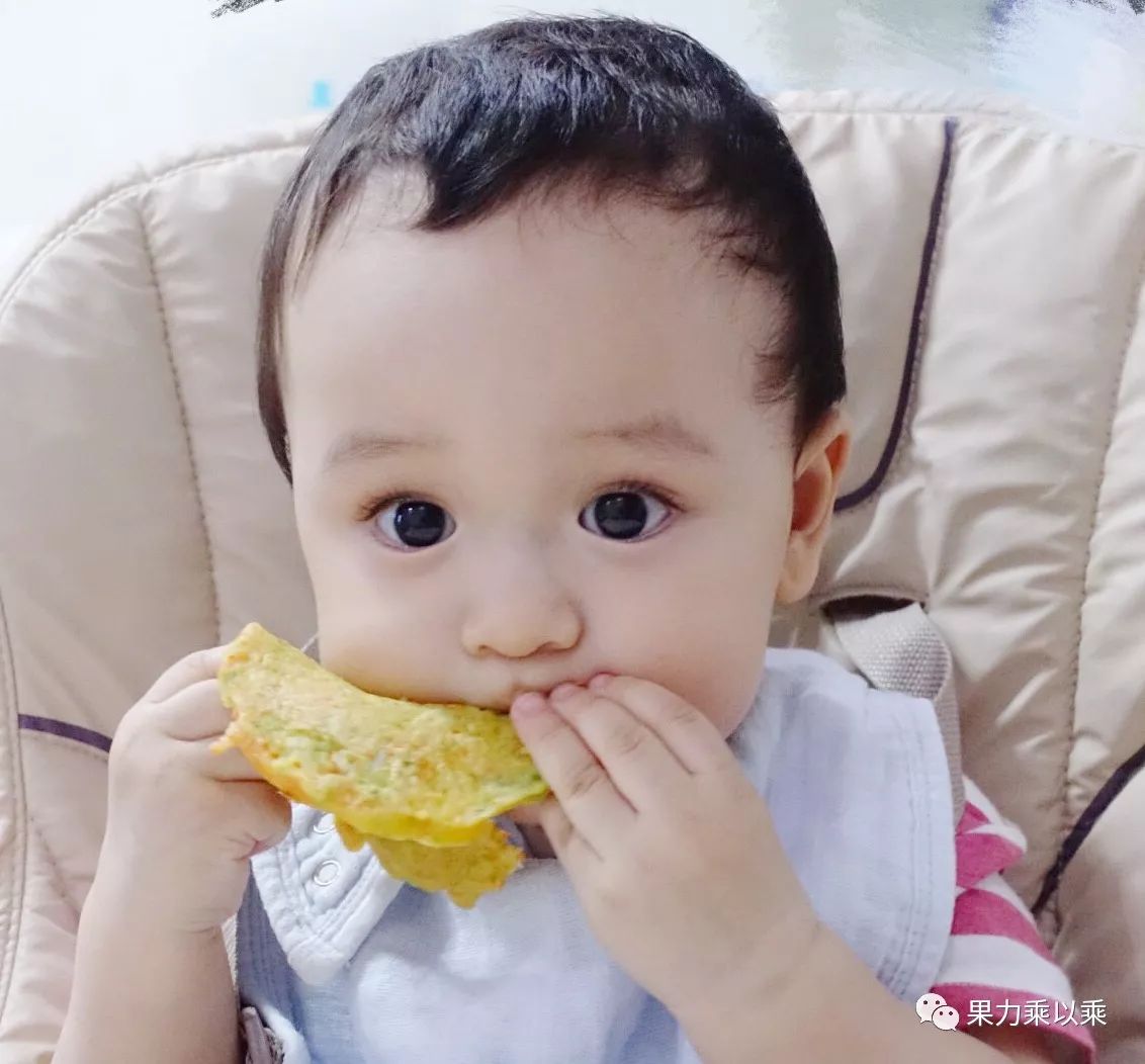 为了让你也生个萌出天际的宝宝，他们决定……