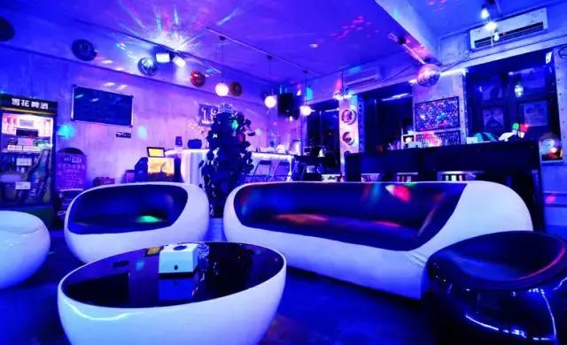 武汉别墅轰趴,武汉轰趴馆随便吃随便玩