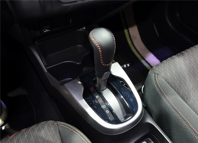 十万块钱买“超跑”图解海外全新飞度Sport