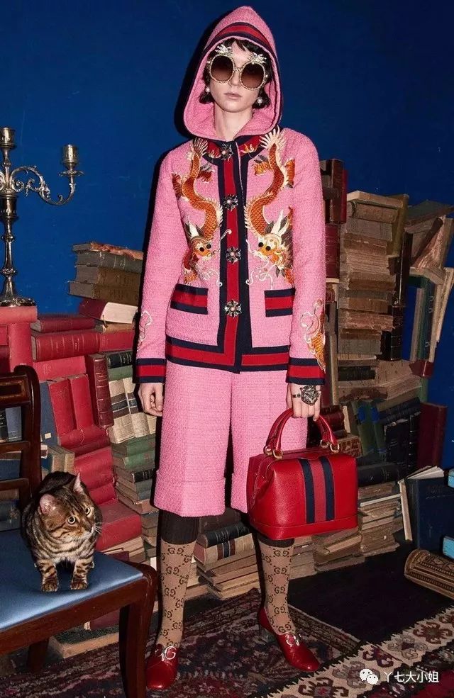 各种动物卖萌,时尚圈流行的动物元素