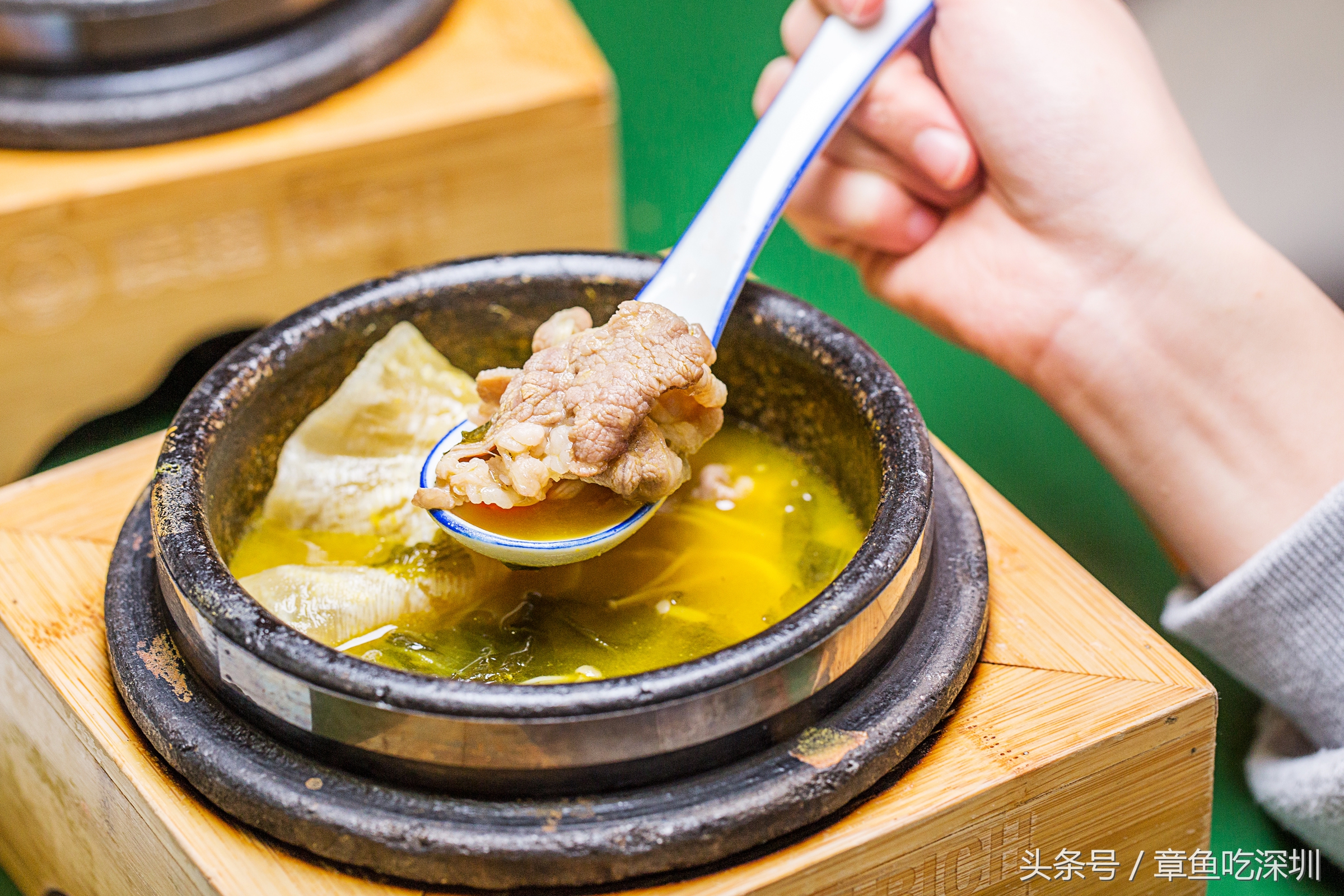 哪里有鱼翅捞饭,每份仅需9.9元鱼翅捞饭随便吃