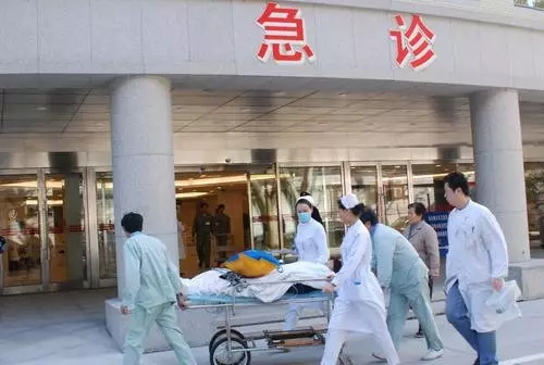 护士心酸的经历,护士工作的心酸视频