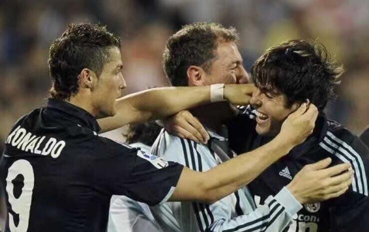 c罗和卡卡的感人故事,泪目解说c罗