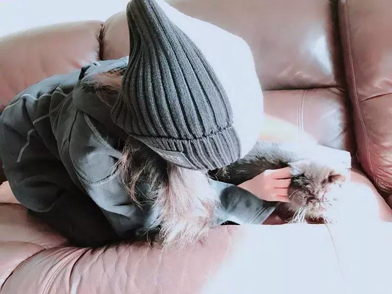 又降温了穿什么,保暖又好看针织帽