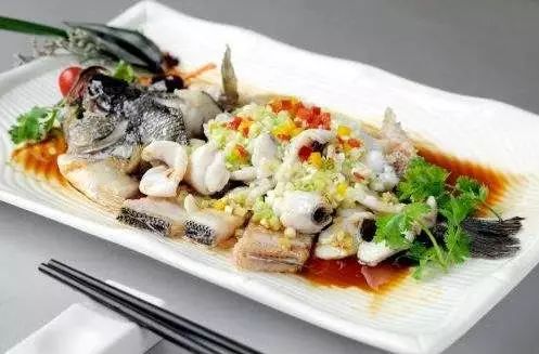 下辈子我只想做一只猪,下辈子我只想做一个俗人