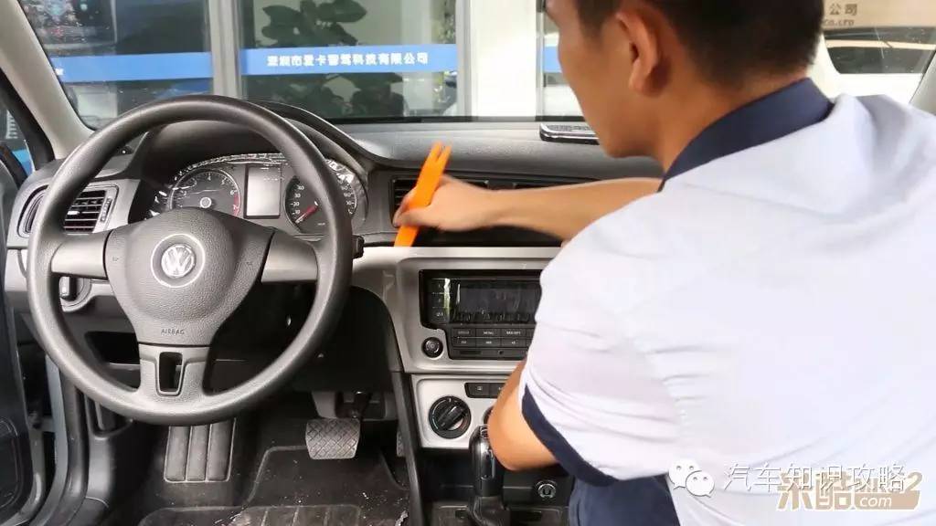 汽车加装后排ipad屏幕,汽车加装ipad做娱乐系统