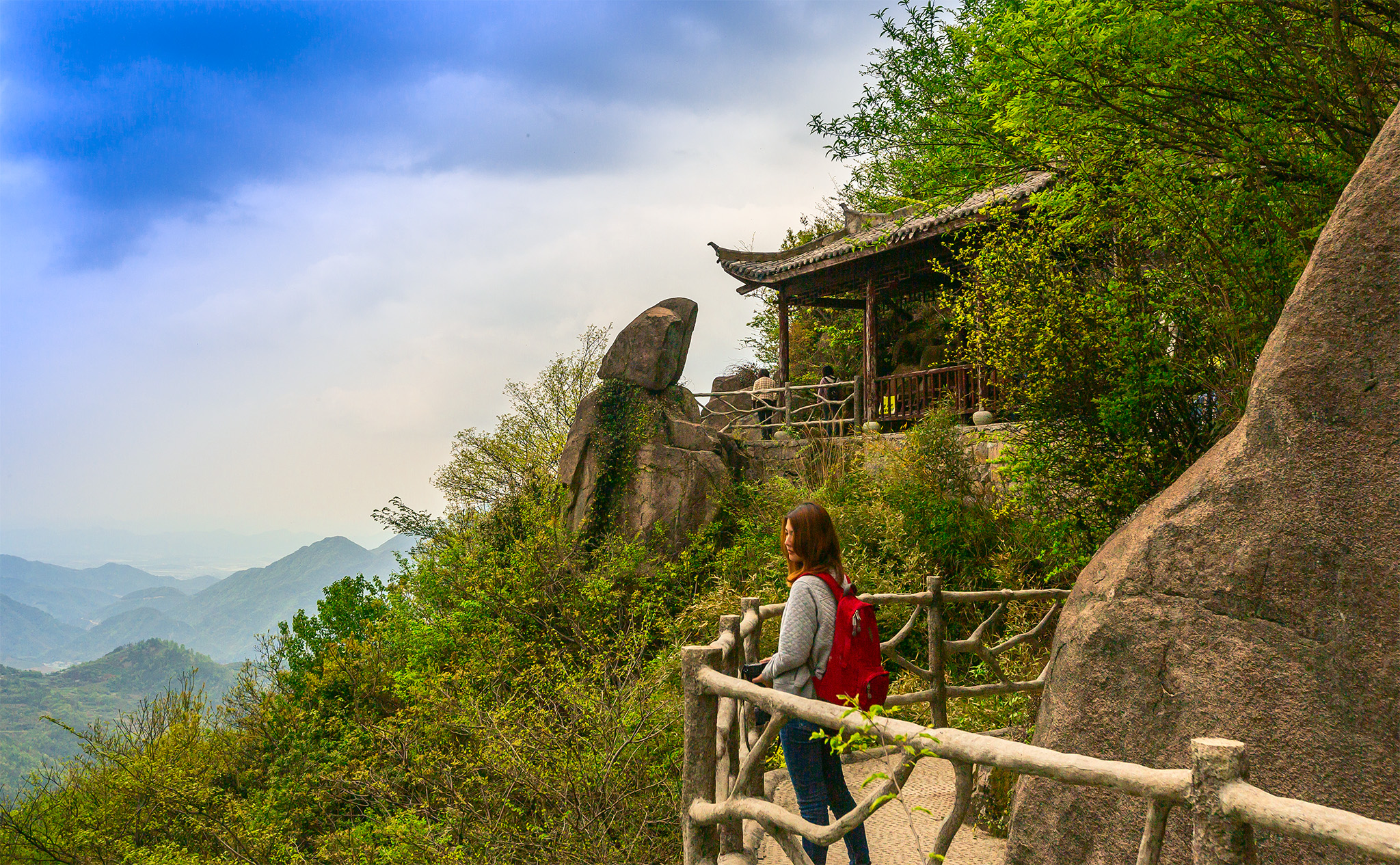 四明山地质公园和四明山森林公园,观四明山云海仙境有感