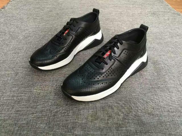 普拉达和迪奥谁好,普拉达与普瑞达一样吗