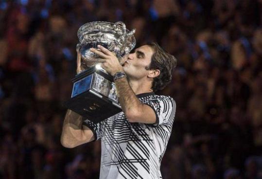 科比同时退役两件球衣历史第一人,盘点科比十宗不为人知的事件