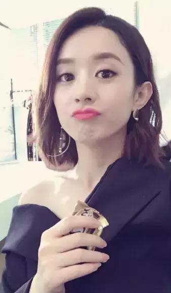 方圆脸适合什么发型,圆脸适合扎什么发型