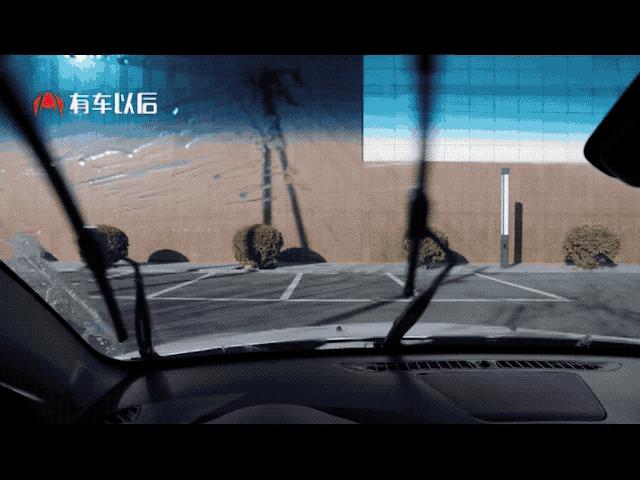 汽车雨刮水喷歪,雨刮一直是歪着是什么原因