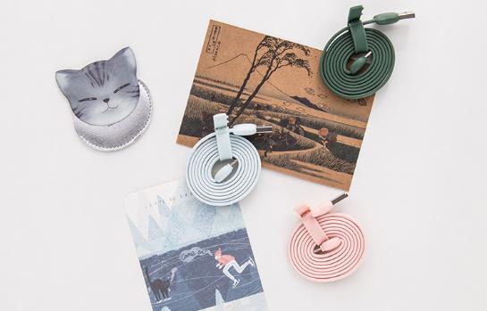 陶瓷摆件猫 (瓷摆件猫)