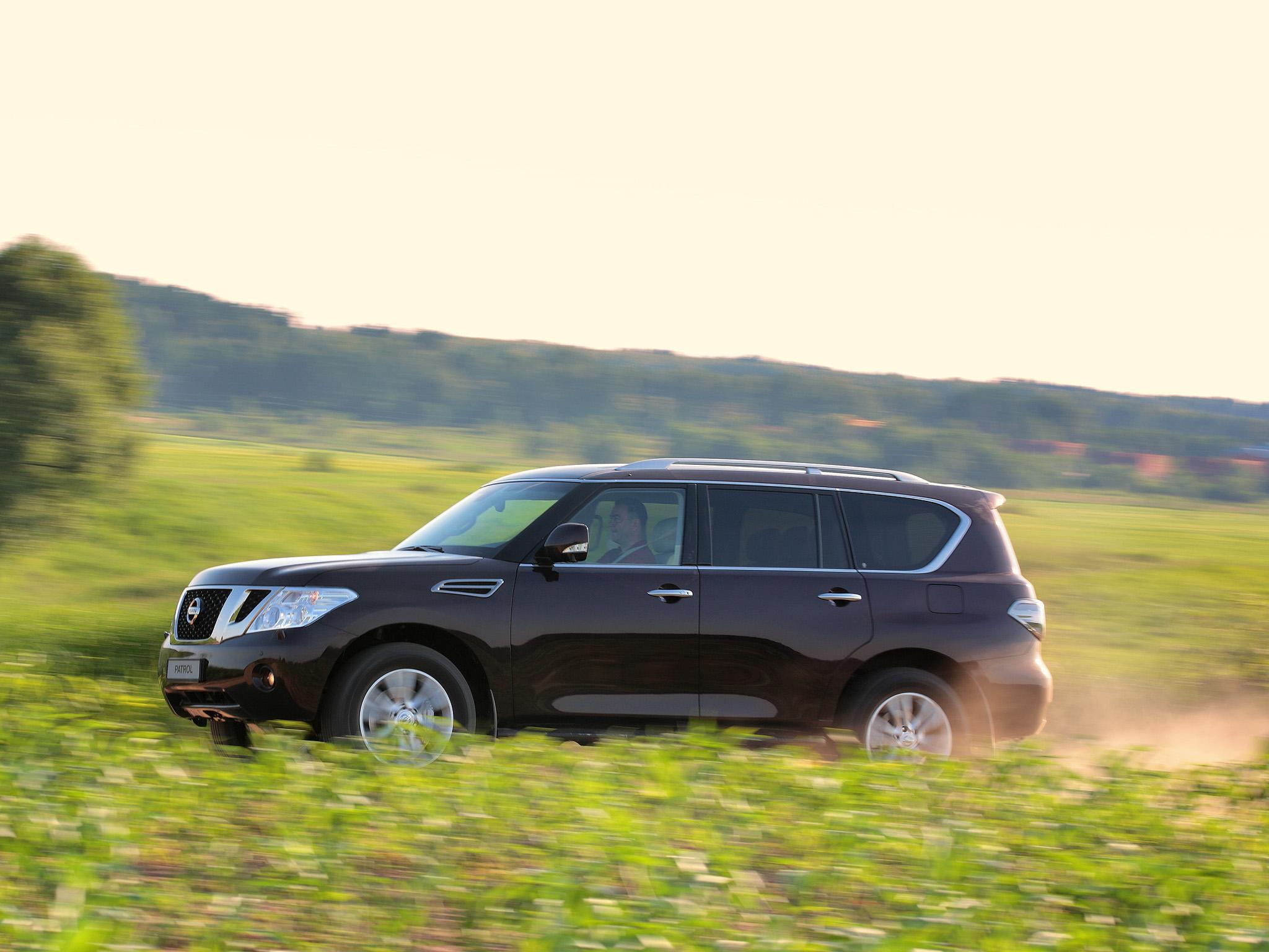 日产途乐与陆巡对比,日产途乐warrior