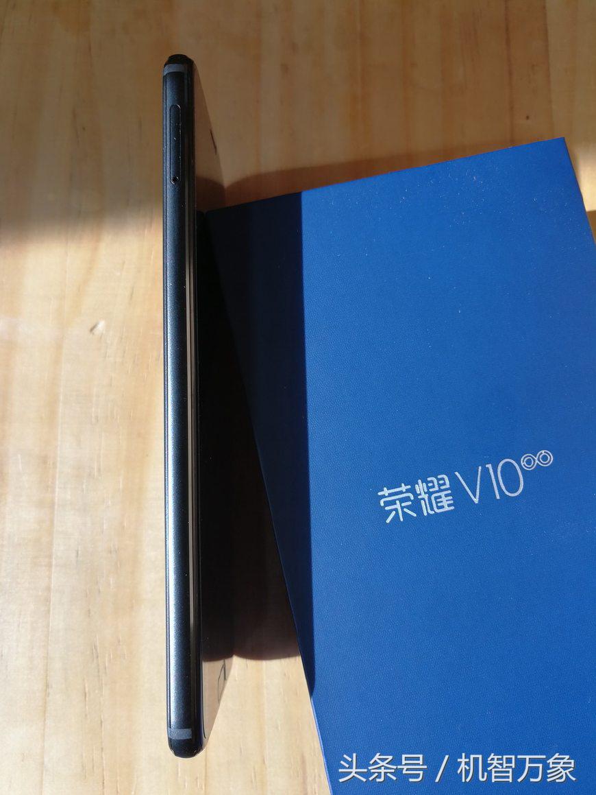 荣耀v10高清内部结构图,荣耀v10开箱的配置