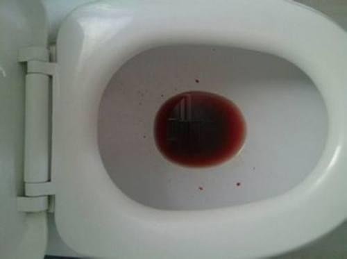 女生进男厕被发现怎么办,女性发现有人进女厕所会怎么办