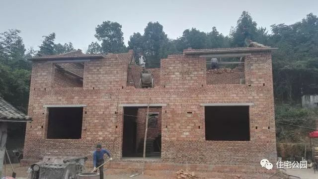 农村盖房施工队水平,农村房屋建筑施工队前景怎么样