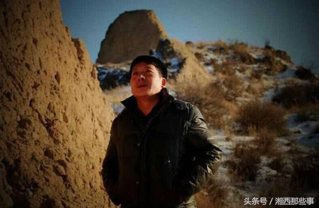 35岁，不想虚度人生，骑摩托车穿越青藏高原，写三本书还多次获奖