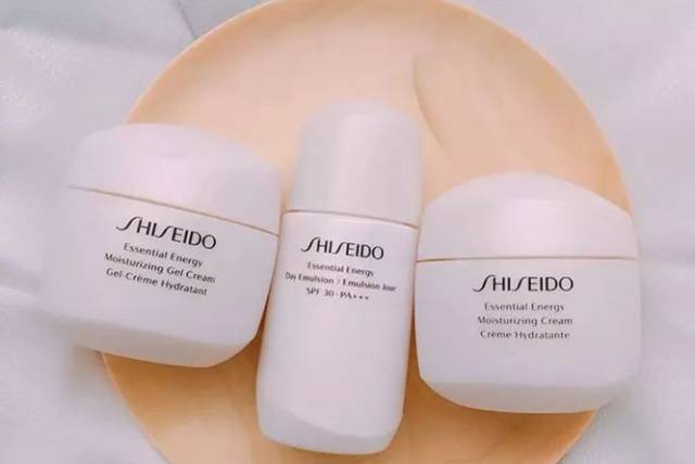 2018当季流行彩妆,2018彩妆趋势